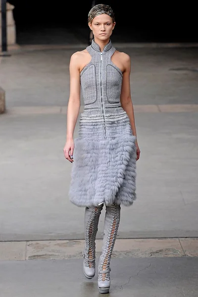 Look 6